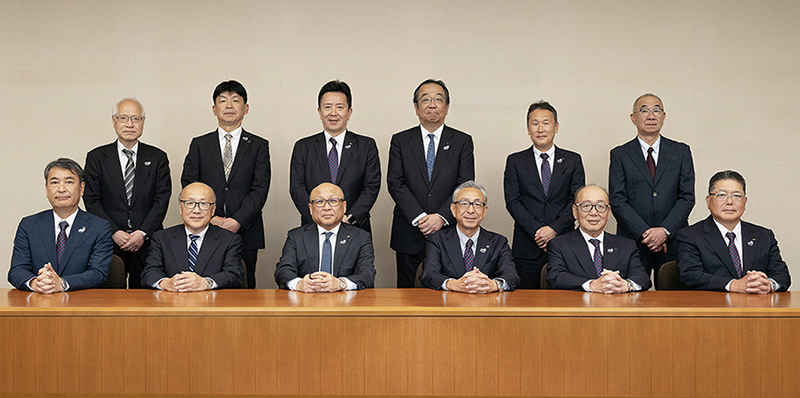 役員集合写真